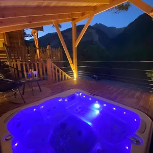  Lodge L'empreinte
